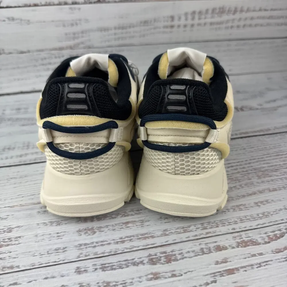 Lacoste l003 neo